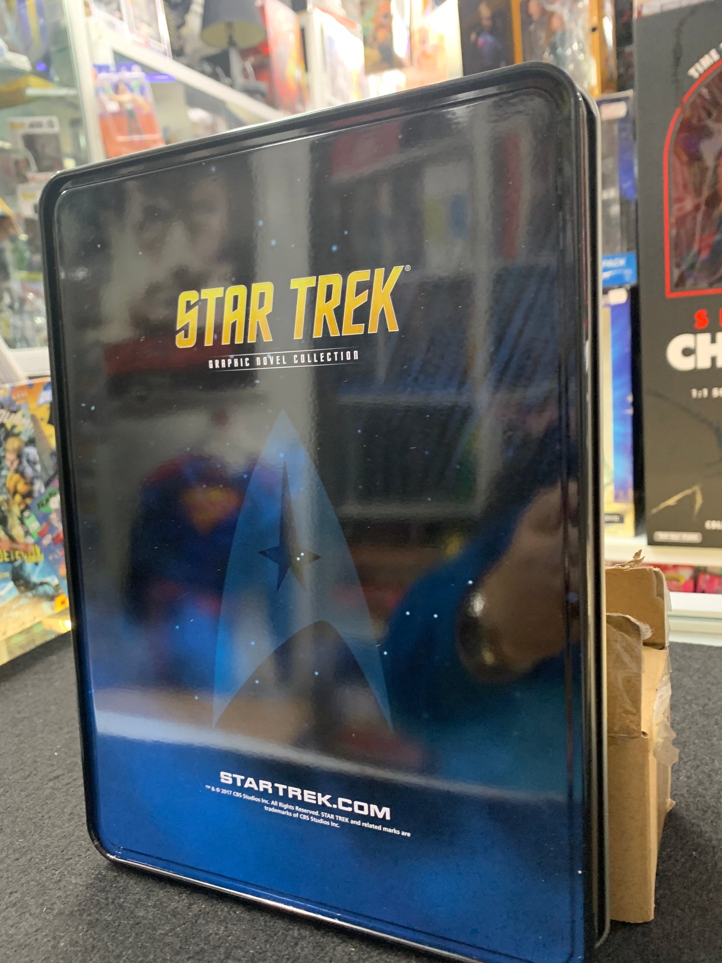 Star Trek new tin to hold cards or graphic novel