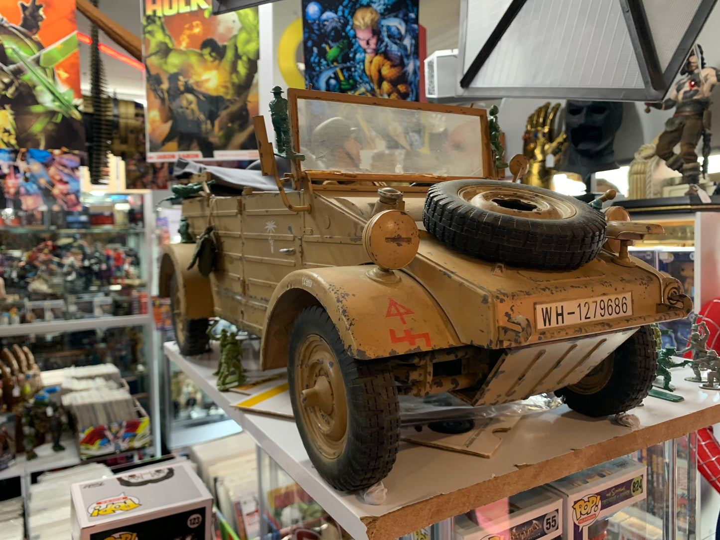 Kubelewagan army vehicle around 1942 model no box already made has some papers very large