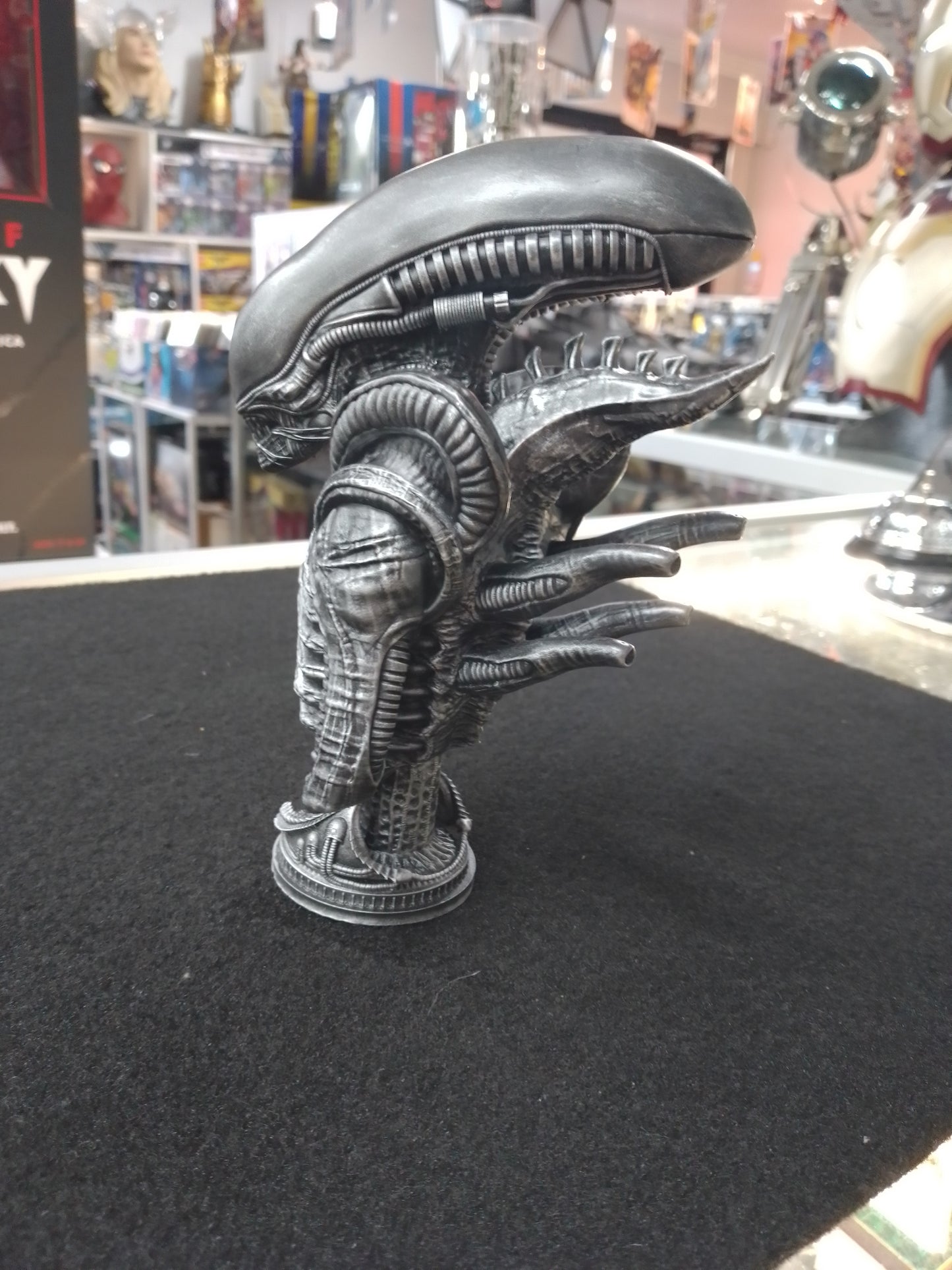 Xenomorph Alien Mini Bust - N05684