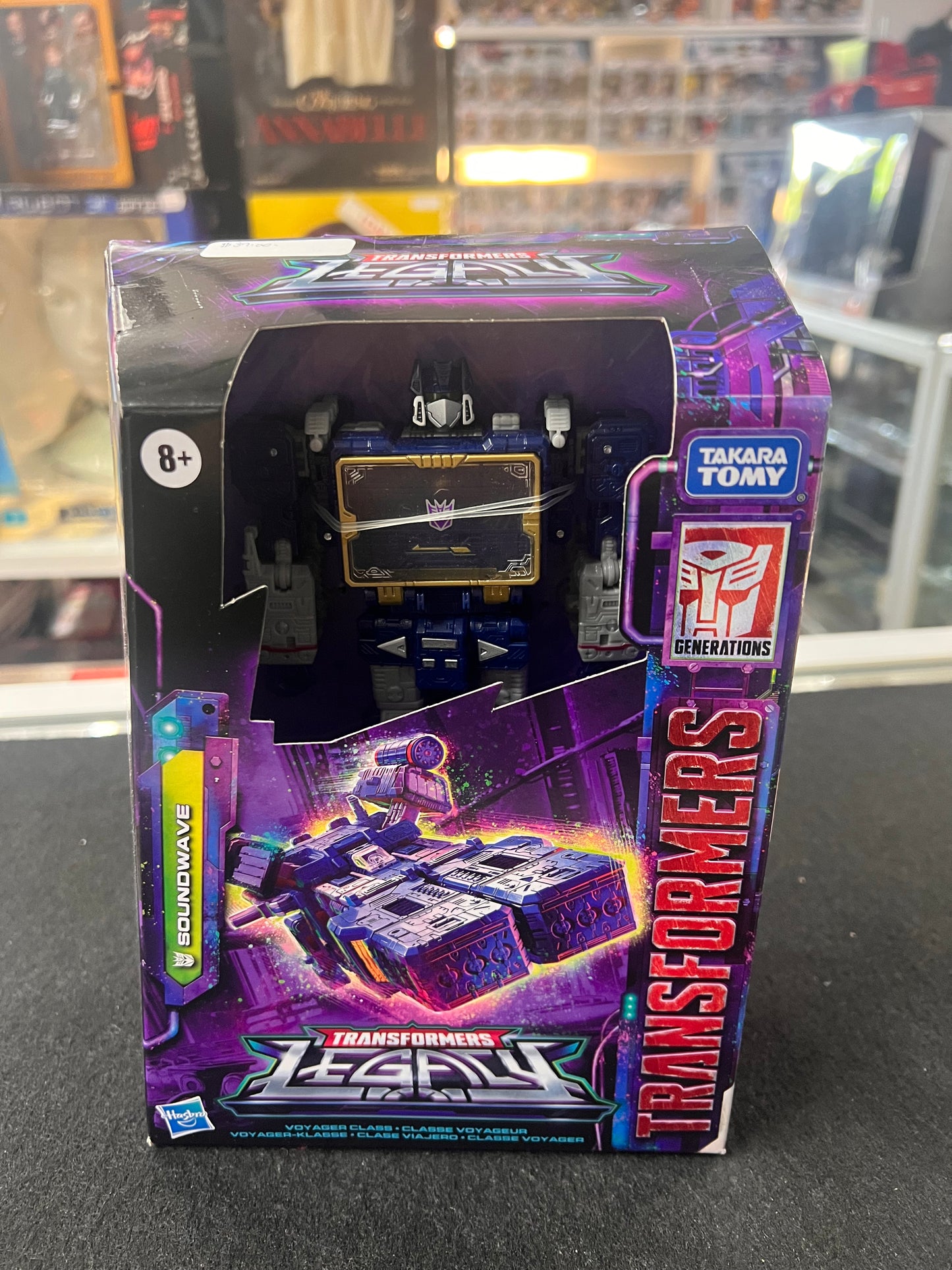 Hasbro Transformers Legacy Voyager Class Soundwave Action Figure