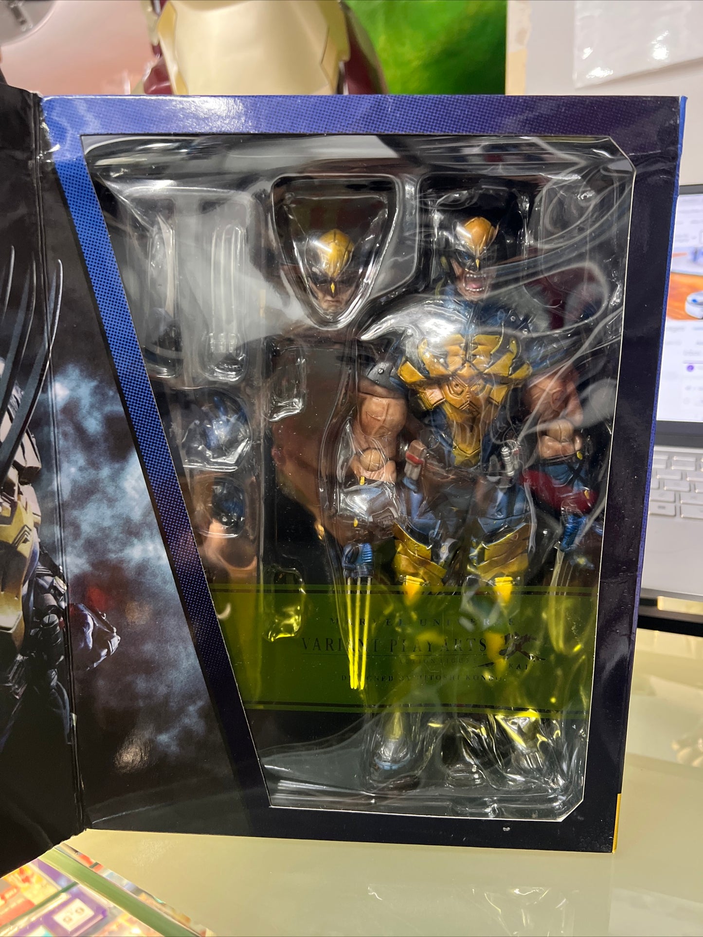 Marvel Universe Play Arts Kai Wolverine Action Figure Statue