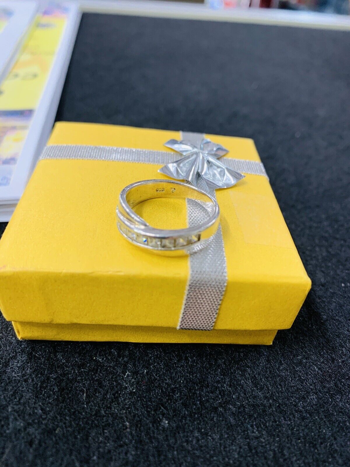 Silver Ring 925 Size O ,3.95grams Not Sure If Crystals Or Diamonds N05240