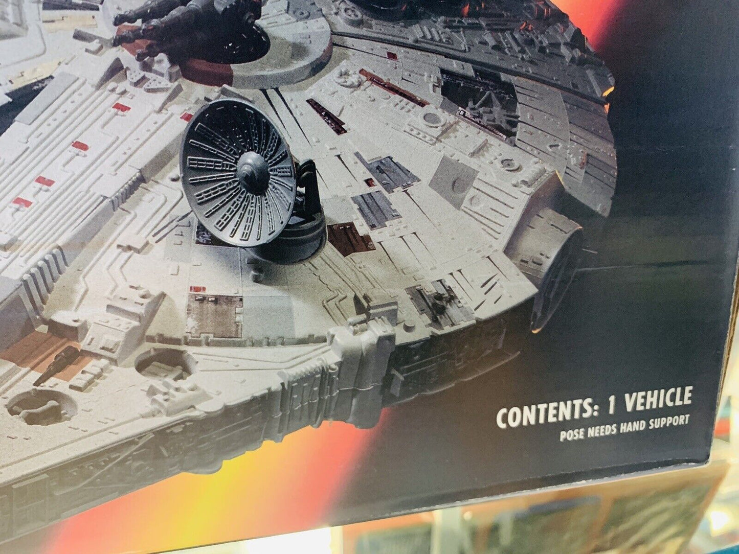 Star Wars Millennium Falcon 1995 with sticker kit new no figurines N05720