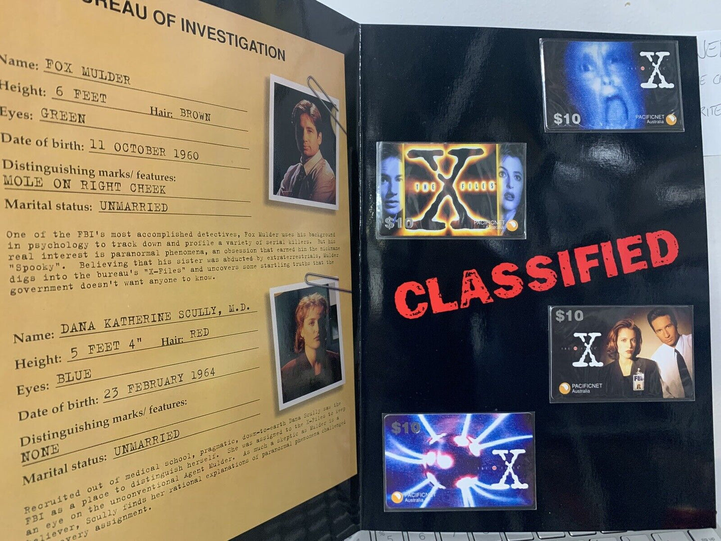THE X-FILES Phone Card 4 each in presention folder Australian Rel VINTAGE N05730