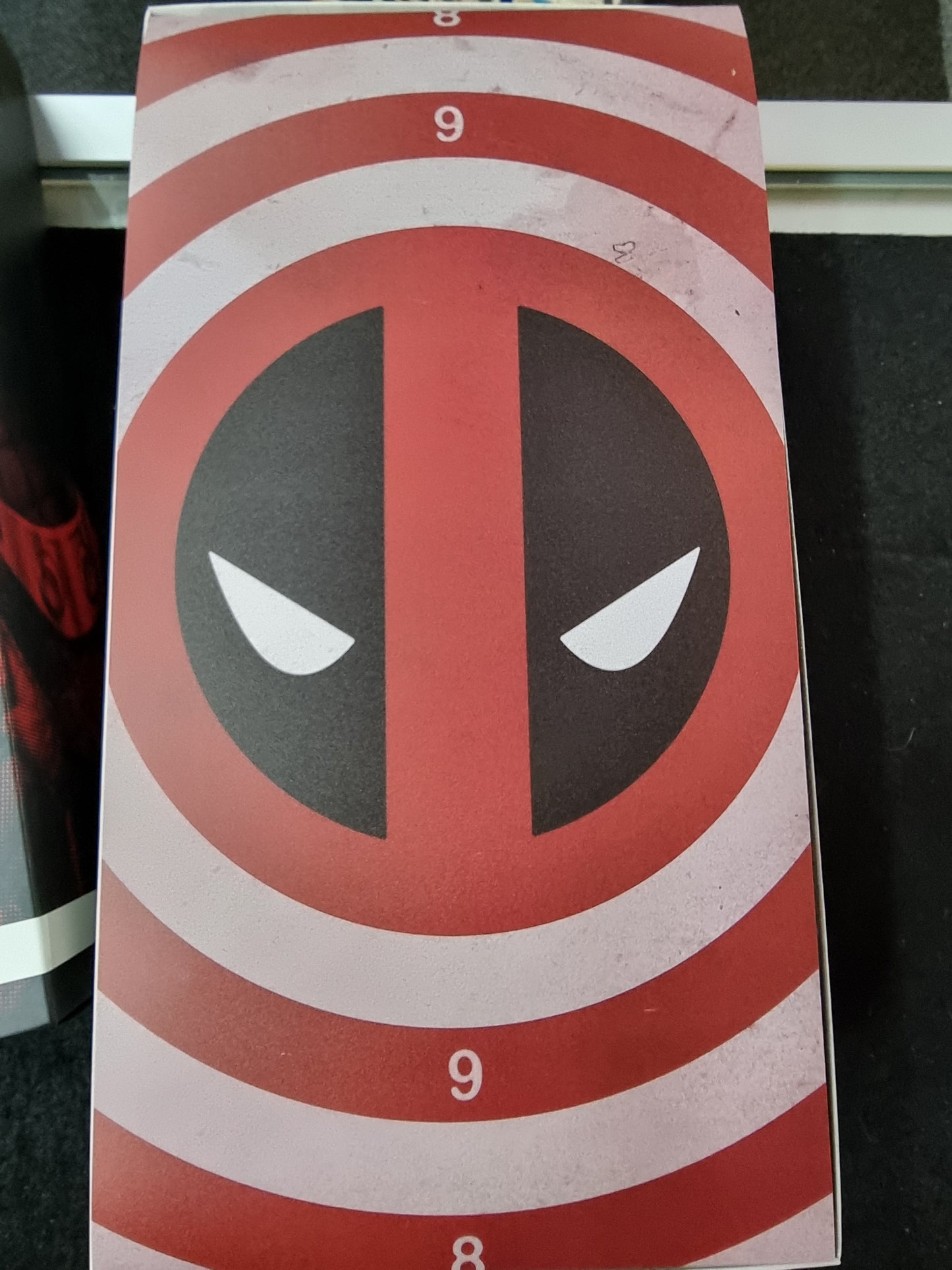 MARVEL DEADPOOL SIDESHOW EXCLUSIVE SIXTH SCALE