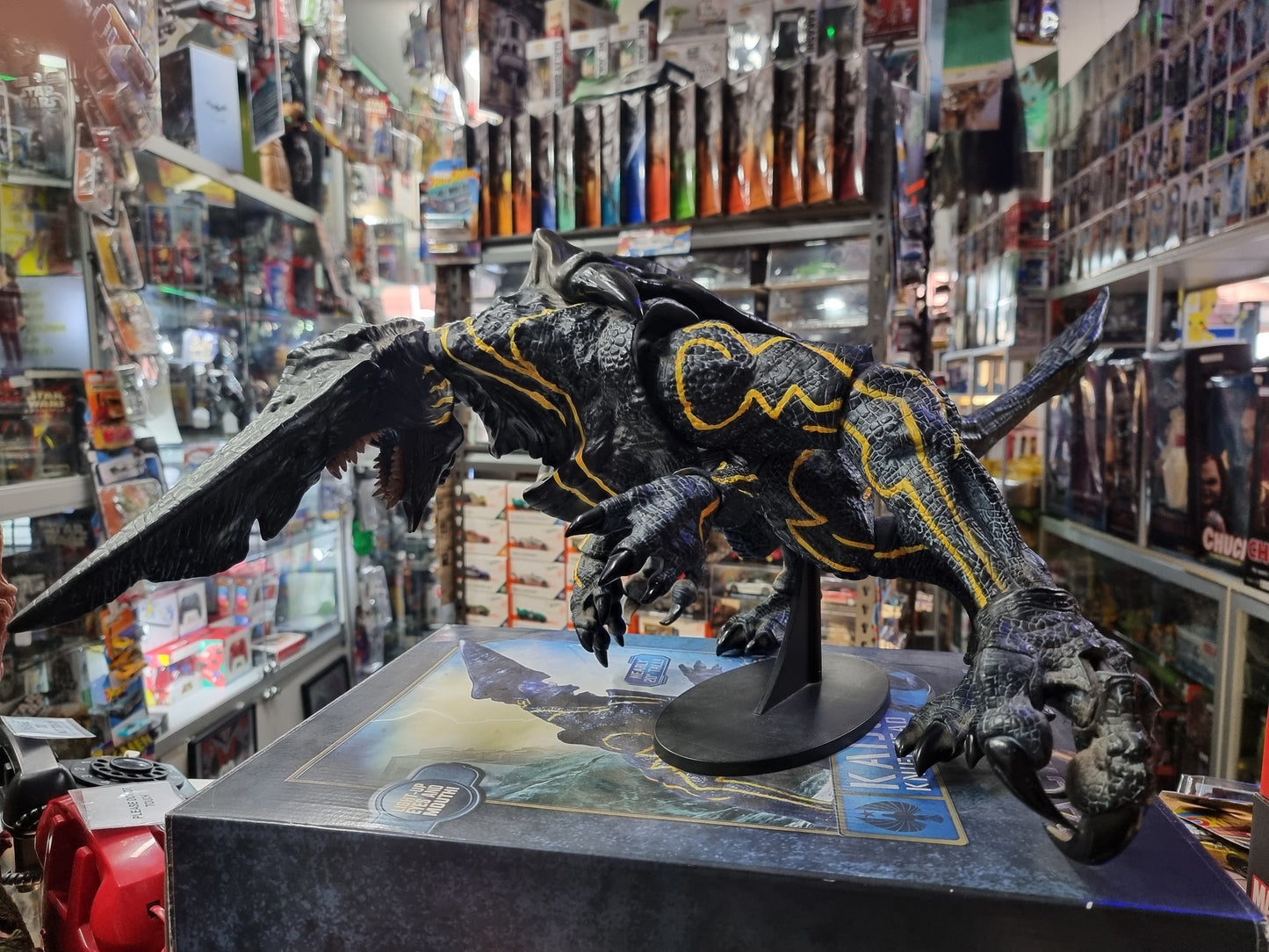 PACIFIC RIM KNIFEHEAD 18" NECCA ACTION FIGURE
