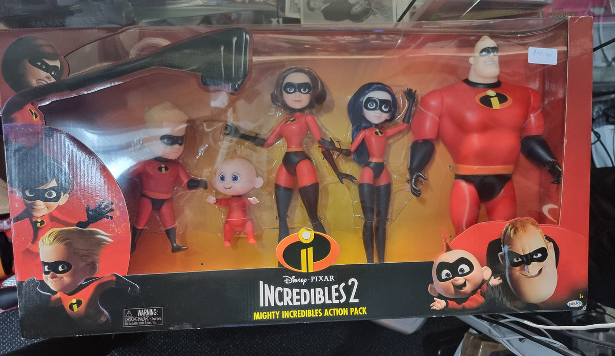 INCREDIBLES 2 MIGHTY INCREDIBLES ACTION PACK