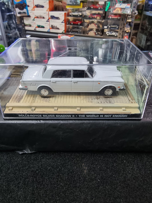 James Bond 007 Roll Royce Silver Shadow II- The World is Not Enough 1:43 Diecast Car