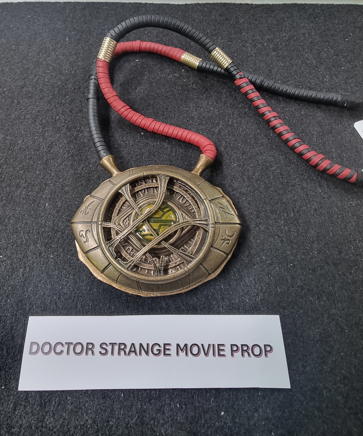 MARVEL DOCTOR STRANGE EYE OF AGAMOTTO NECKLACE