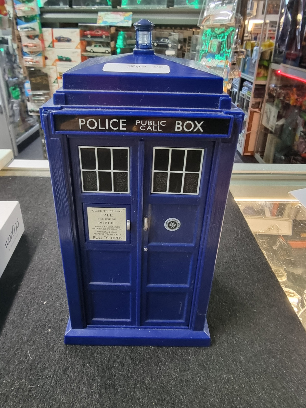 DOCTOR WHO ELECTROONIC TARDIS LIGHT & SOUND MONEY BOX