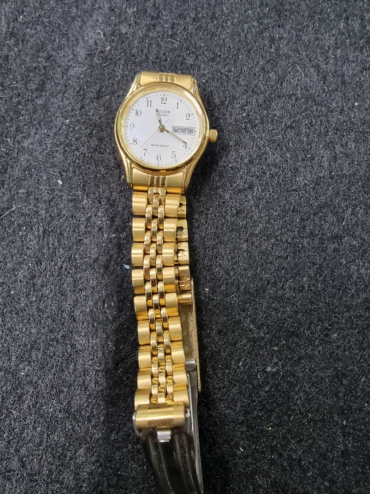 Citizen Quartz Women’s Watch Gold Needs Battery