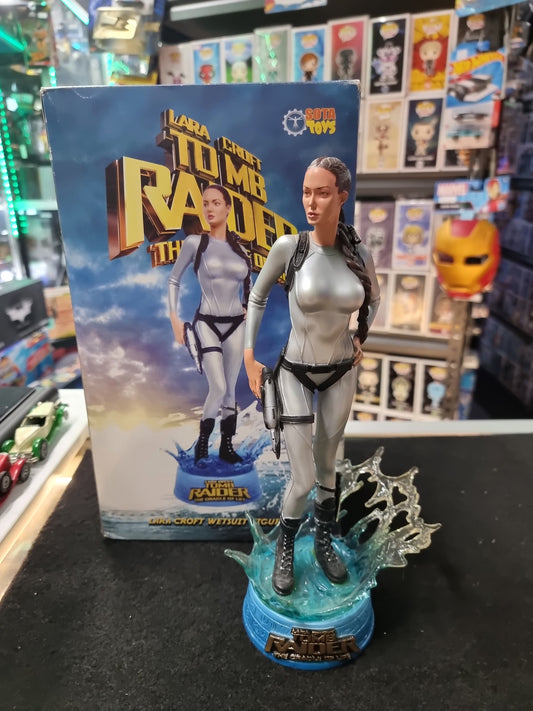 TOMB RAIDER THE CRADLE OF LIFE LARA CROFT WETSUIT STATUE 1351/1600
