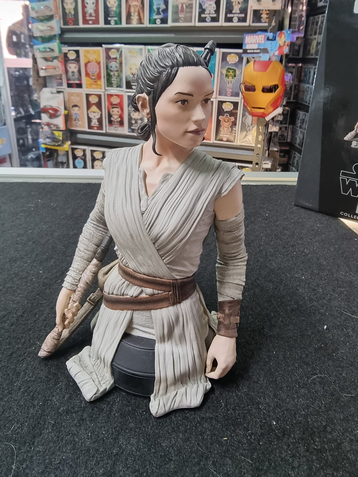 Star Wars The Force Awakens Rey Bust 1562/2500 Gentle Giant