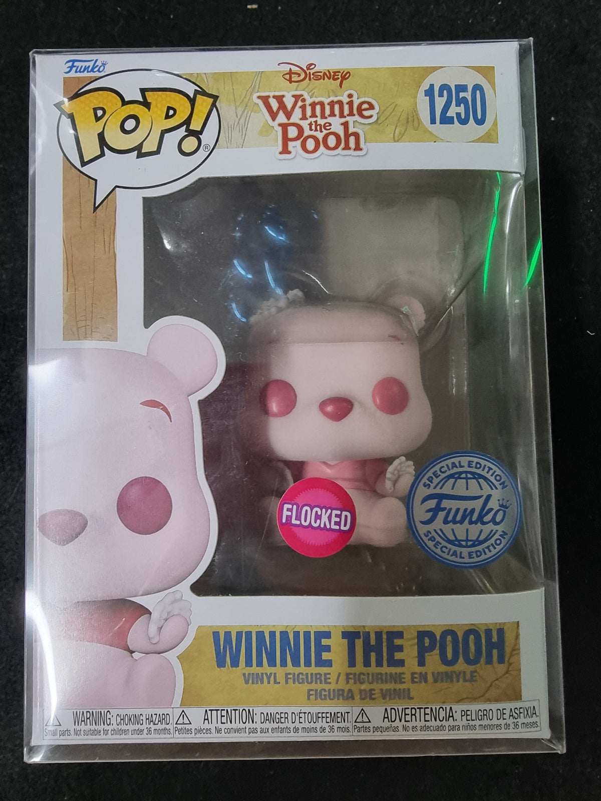 FUNKO POP DISNEY WINNIE THE POOH FLOCKED #1250