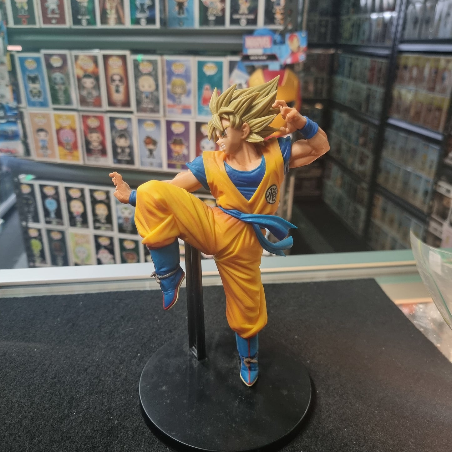 DRAGON BALL Z FES SUPER SAIYAN SON GOKU BATTLE FIGURE STATUE No Box