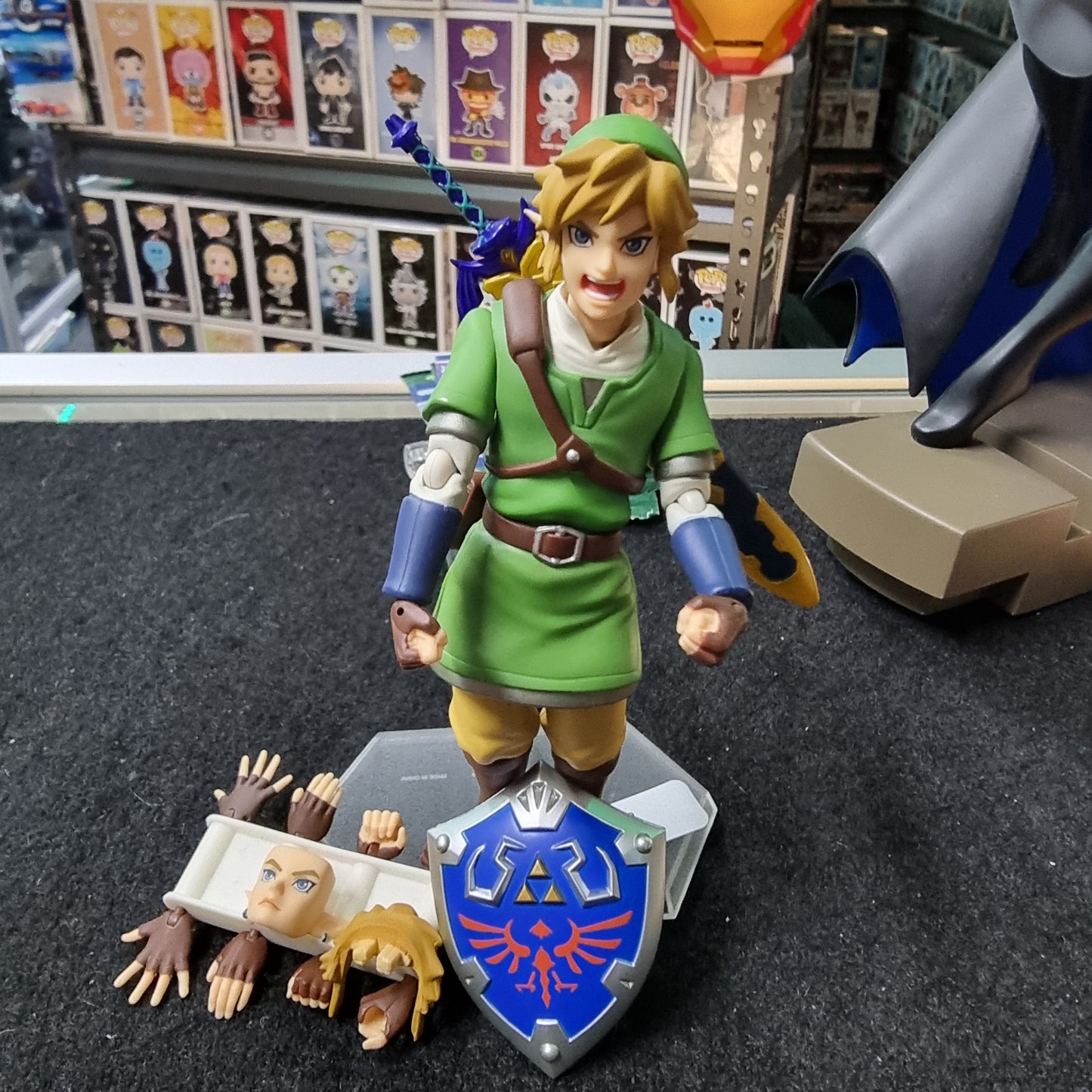 The Legend of Zelda Skyward Sword Link Figure & Accessories