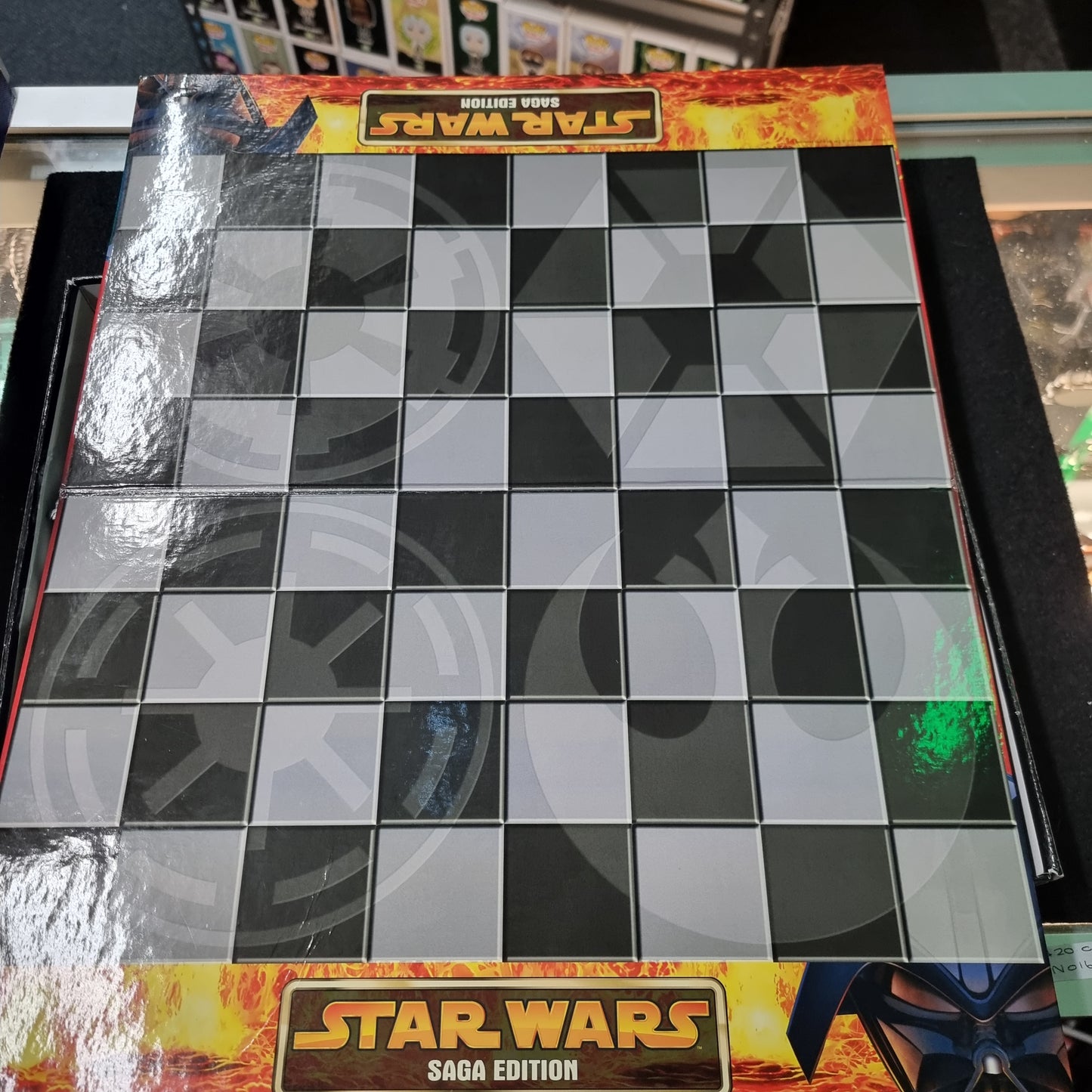 STAR WARS SAGA EDITION CHESS SET