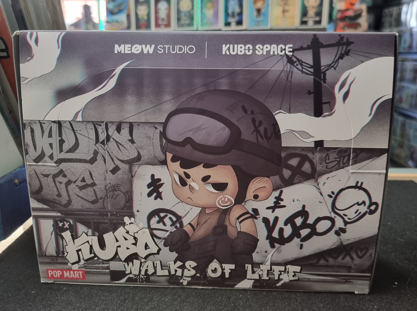 POP MART KUBO SPACE WALKS OF LIFE BLIND BOX SET