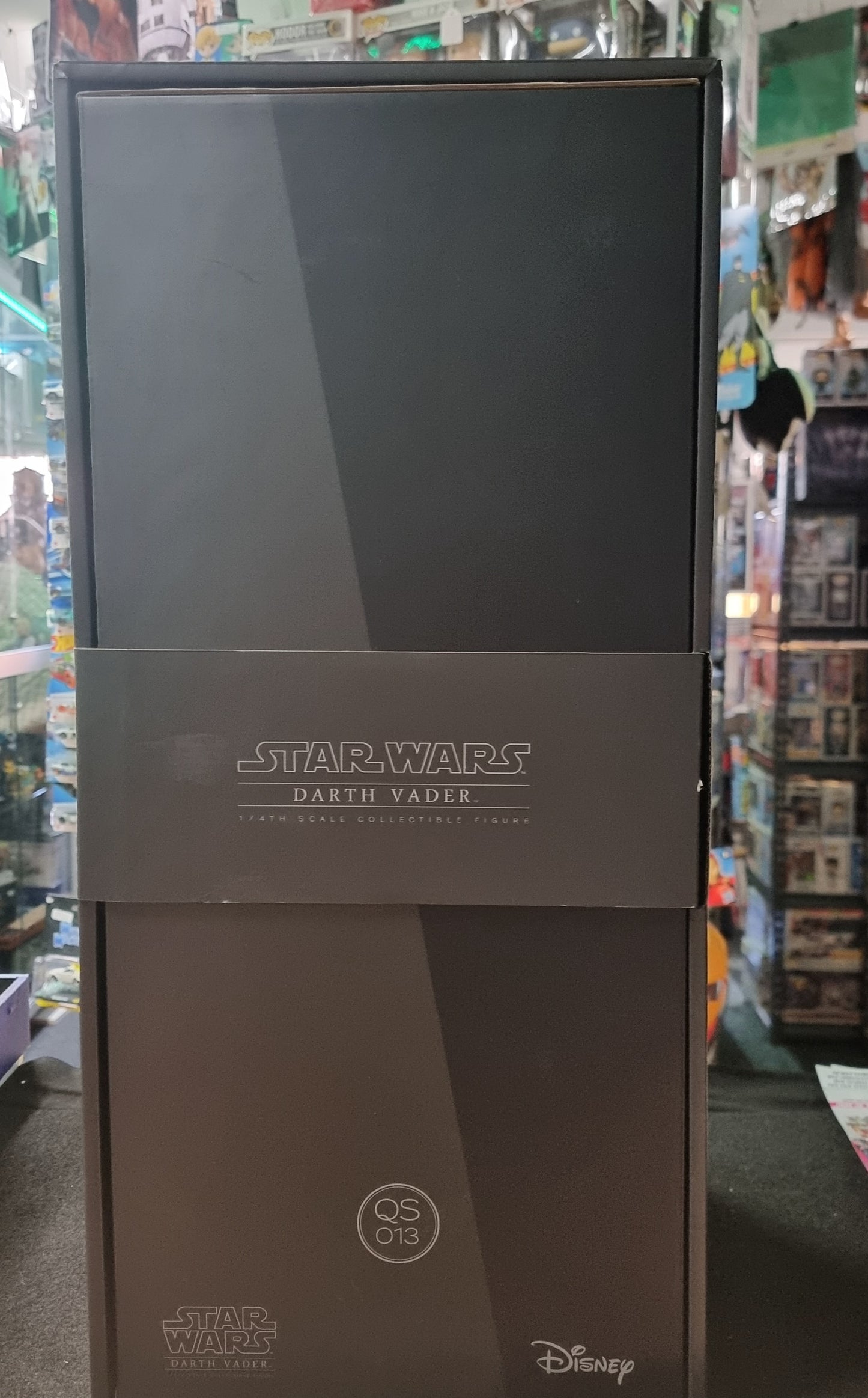 HOT TOYS 1/4 QUARTER SCALE DARTH VADER (SPECIAL EDITION) QS013B