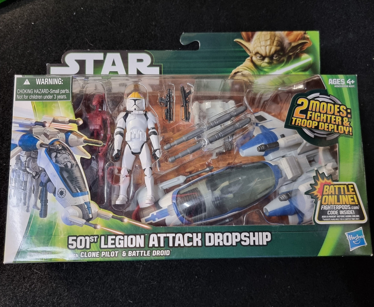 Star Wars 501st Legion Attack Dropship with Clone Pilot & Battle Droid Captain Comics and Collectables Pty Ltd