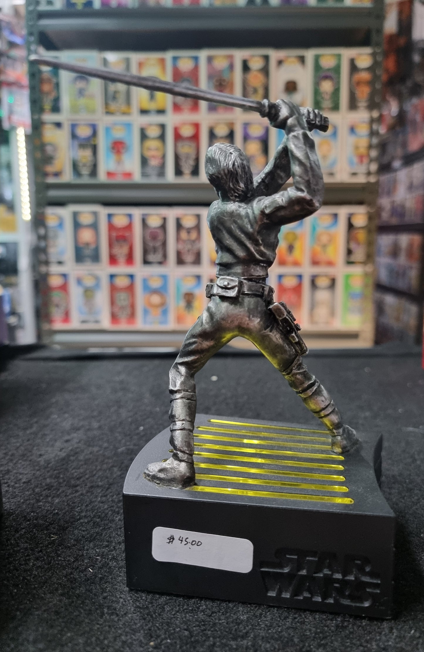 Star Wars Classics Collectors Series  Luke Skywalker Statuette With Working Lighted Base