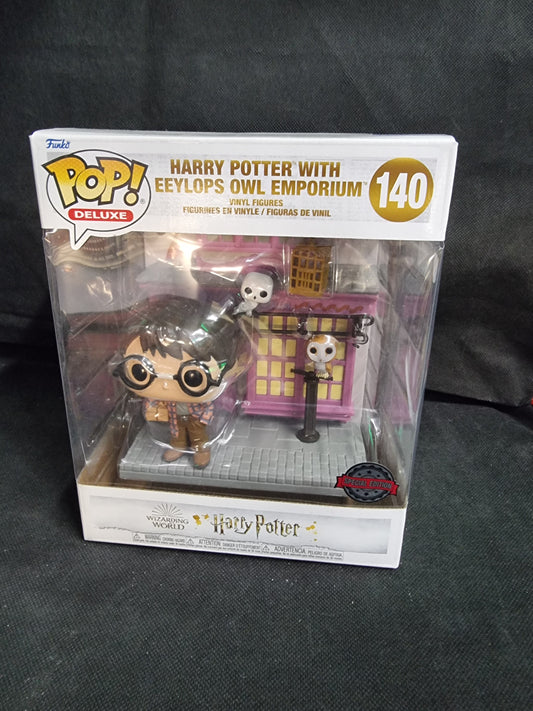 FUNKO POP HARRY POTTER WITH EEYLOPS OWL EMPORIUM #140