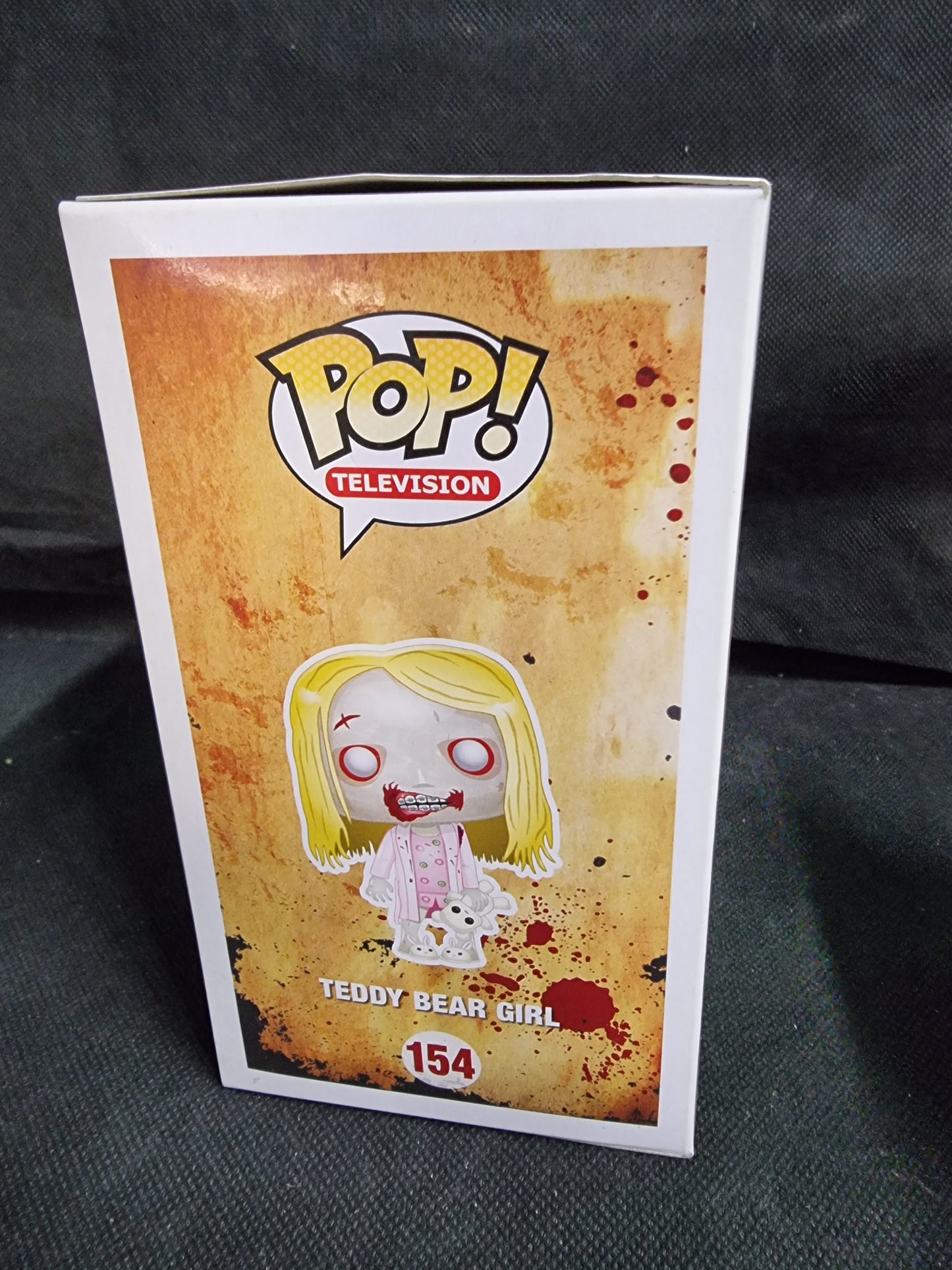FUNKO POP THE WALKING DEAD TEDDY BEAR GIRL #154