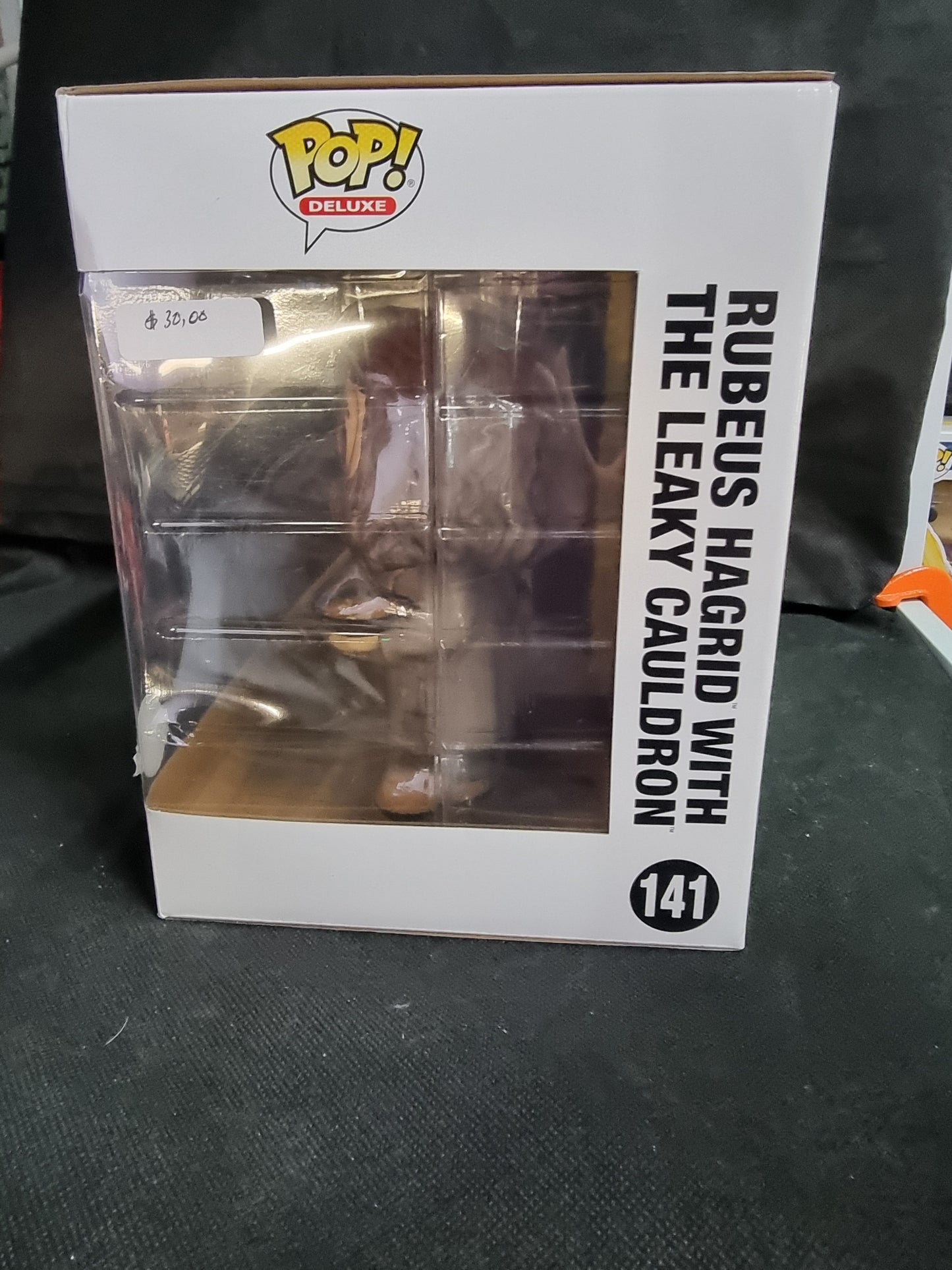 FUNKO DELUXE RUBEUS HAGRID WITH THE LEAKY CAULDRON #141
