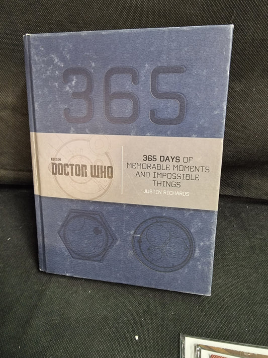 DOCTOR WHO 365 DAYS  GRAPHIC NOVEL