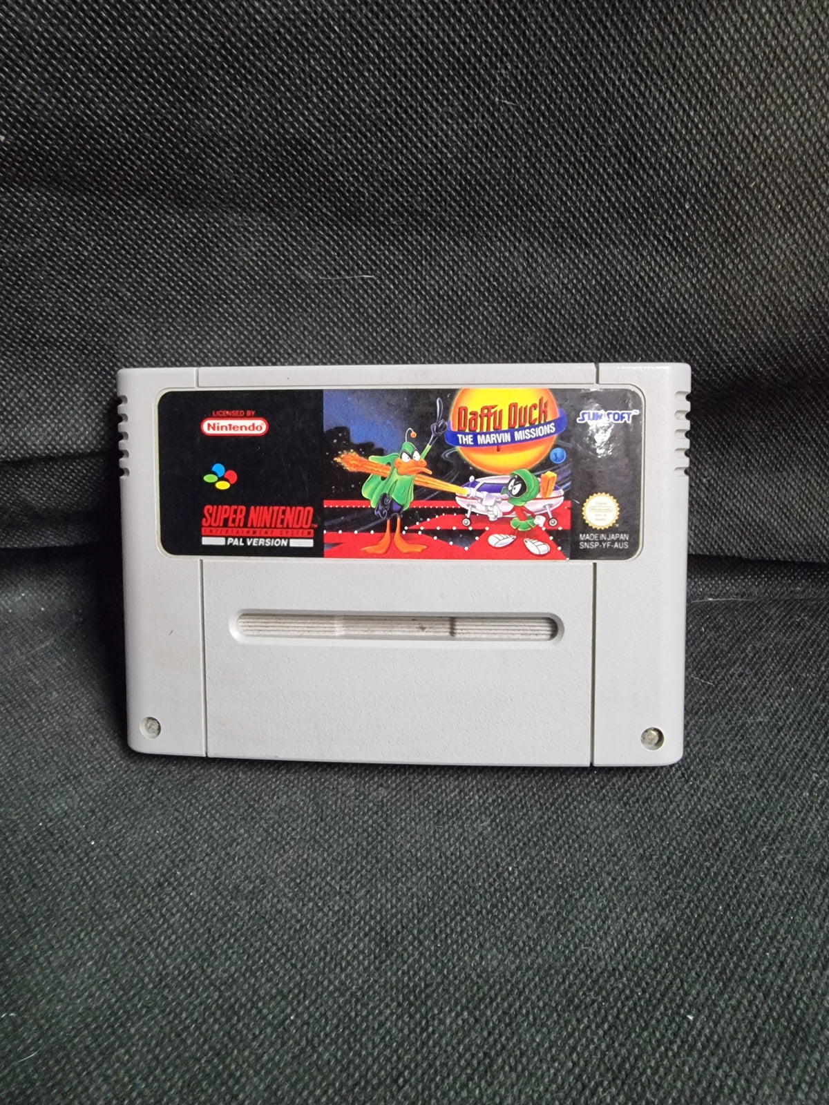 SUPER NINTENDO DAFFY DUCK