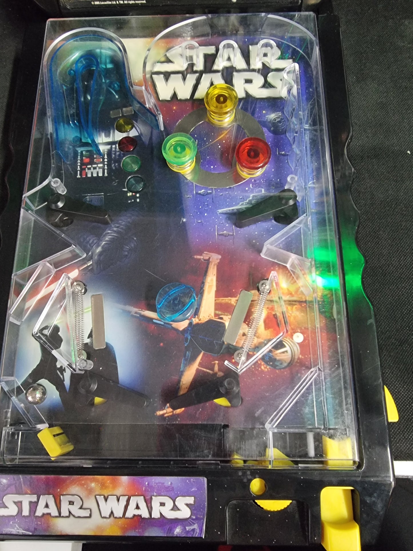 Star Wars 2005 Tabletop Pinball Machine. Battery Operated