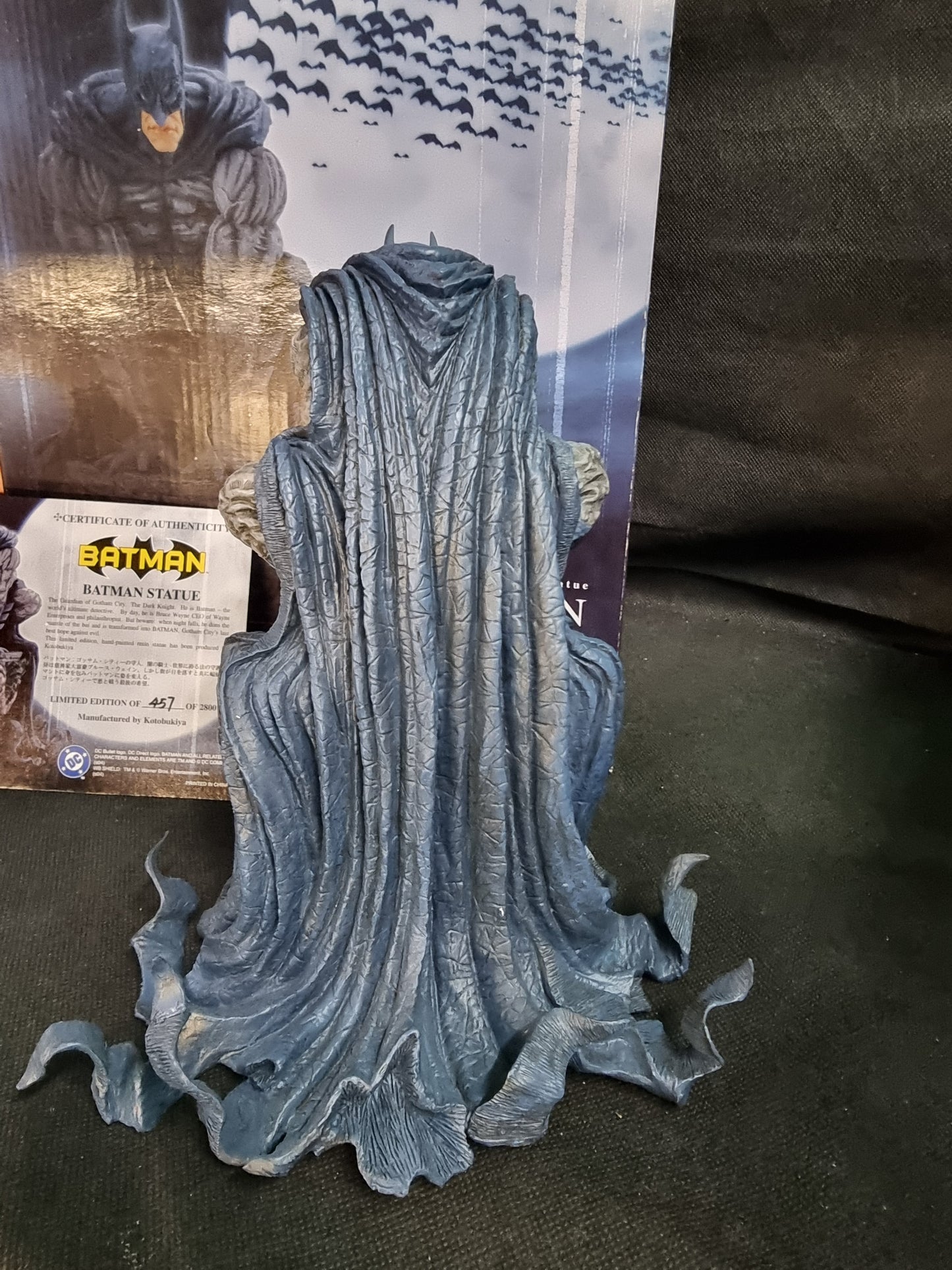 DC ARTFX BATMAN STATUE #457 OF 2,800