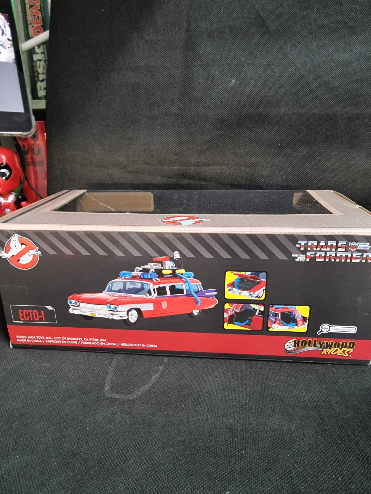 Ghostbusters ECTO-1 X Optimus Prime Mash-up 1:24 Scale Diecast Vehicle JADA Car