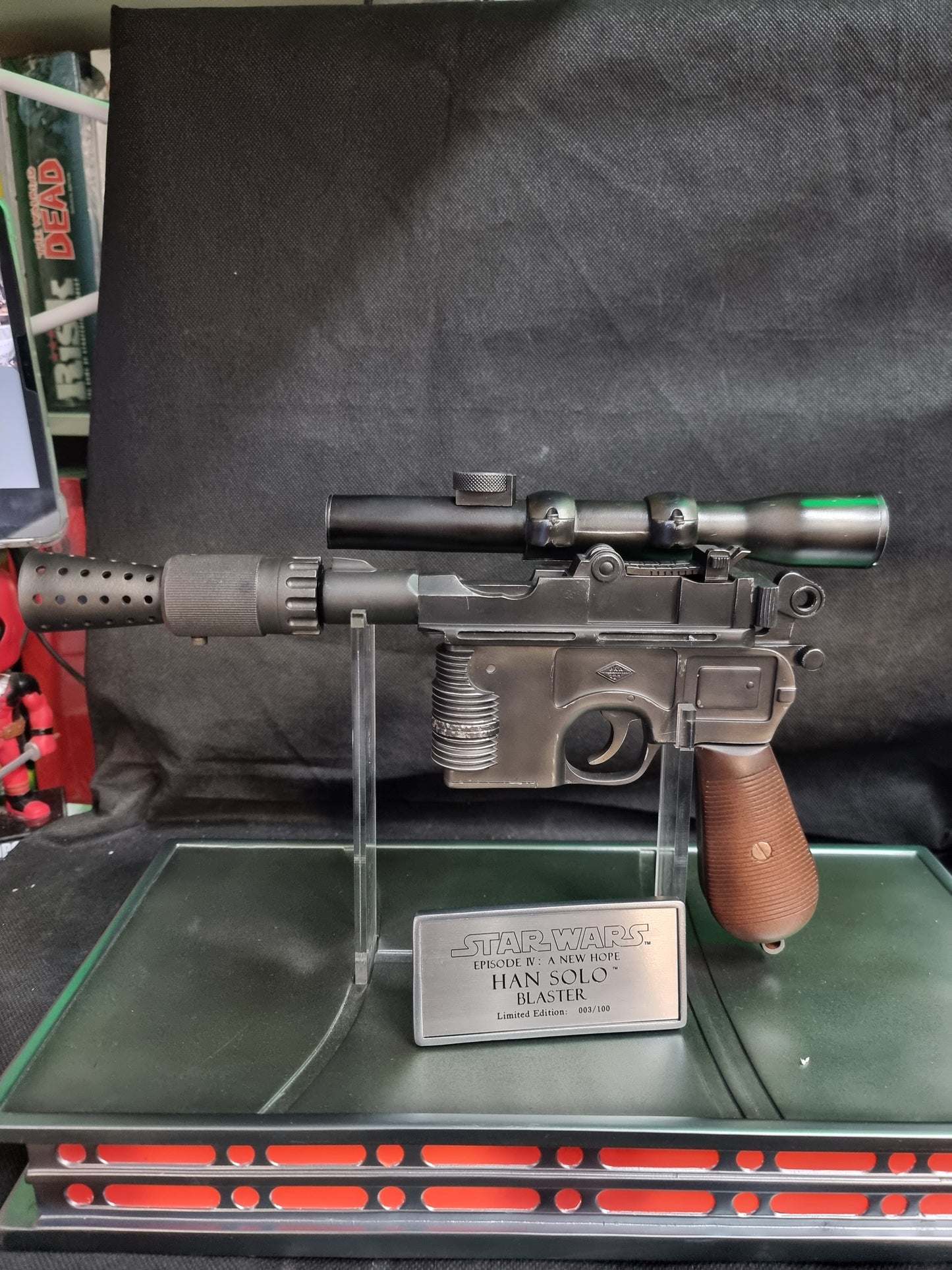 STAR WARS EPISODE IV: A NEW HOPE HAN SOLO BLASTER LIMITED EDITION 003/100