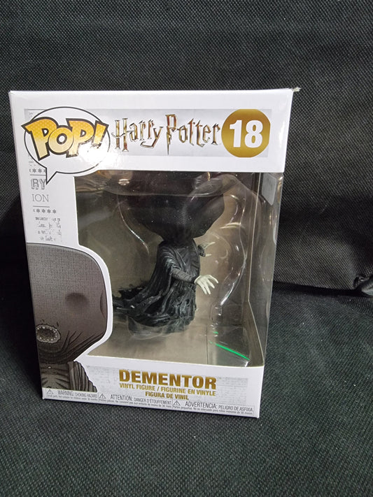 FUNKO POP HARRY POTTER DEMENTOR #18)