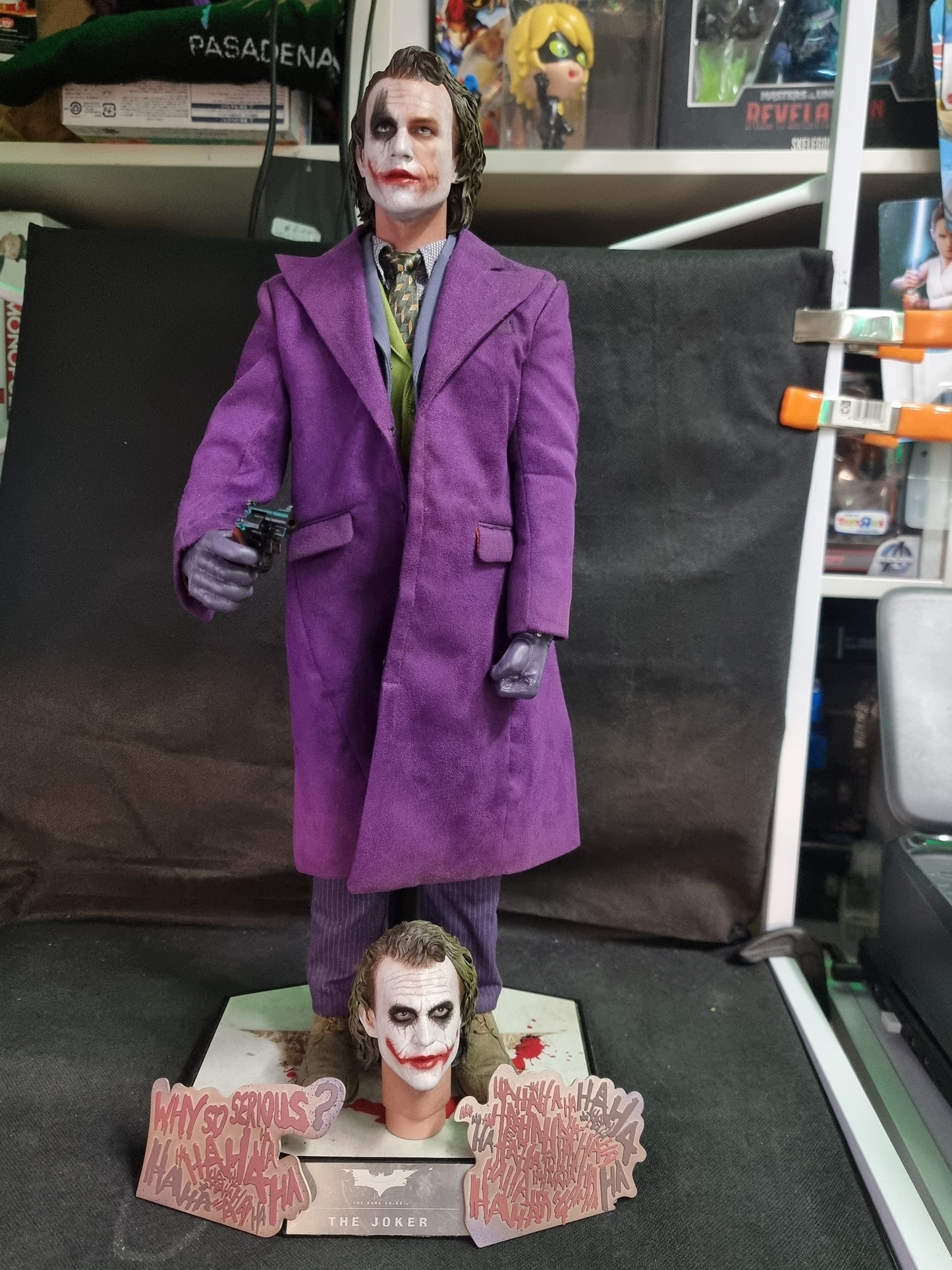 THE DARK KNIGHT THE JOKER HOT TOYS 1/4 SCALE EXCLUSIVE FIGURE