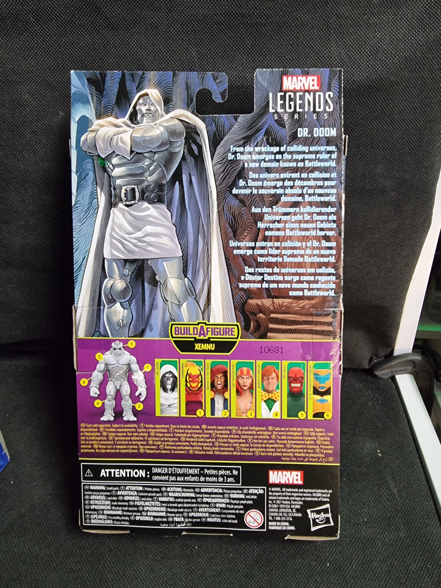 MARVEL LEGENDS SERIES MARVEL SUPER VILLAINS DR.DOOM