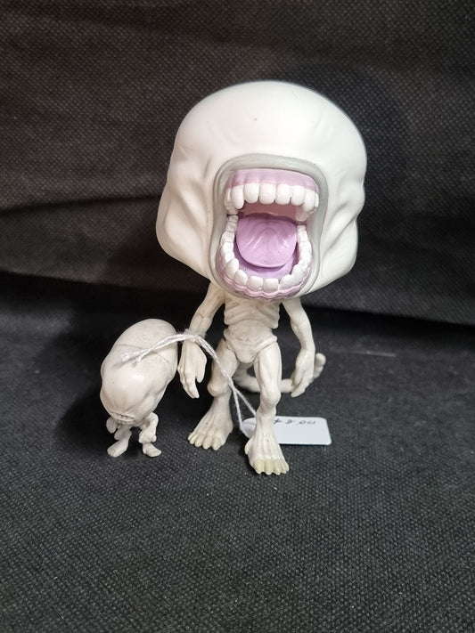 Funko Pop! Vinyl: Alien - Neomorph - (w/ Toddler) #431 Captain Comics and Collectables Pty Ltd