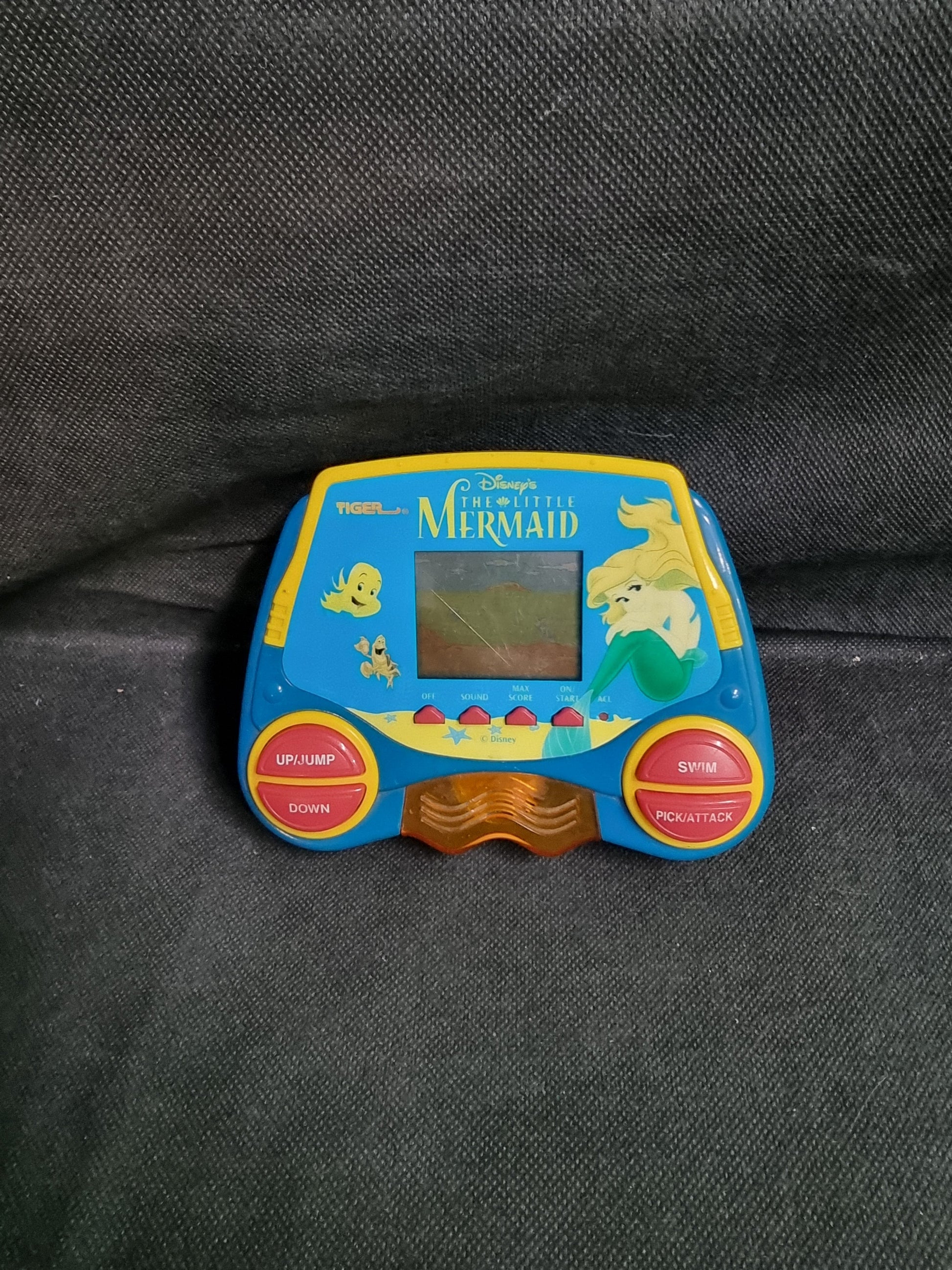Little Mermaid Handheld Game TIGER Electronics 1997 Captain Comics and Collectables Pty Ltd