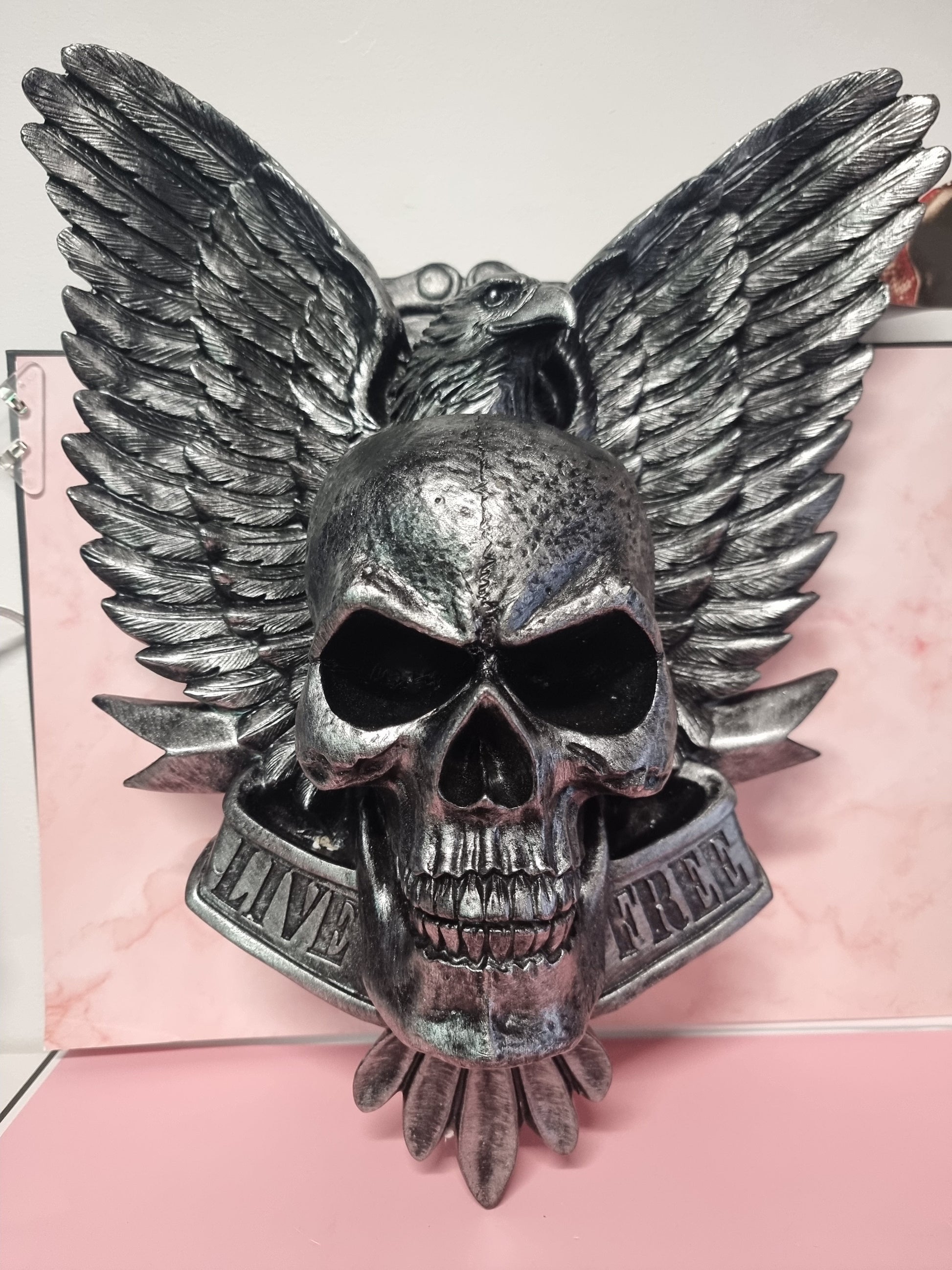 Skull & Eagle Wall Plaque (Live Free) Captain Comics and Collectables Pty Ltd