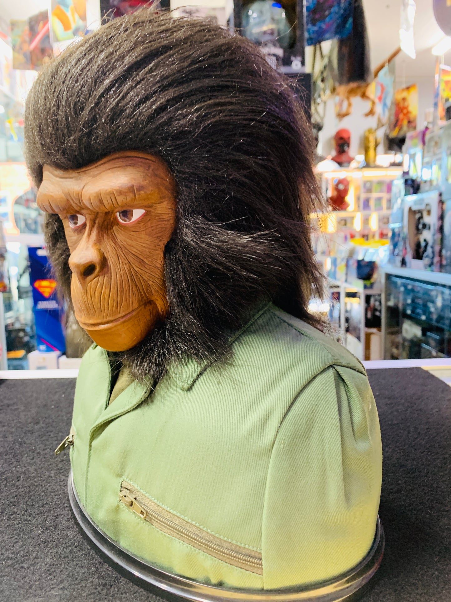 Planet of the apes bust no box or movies