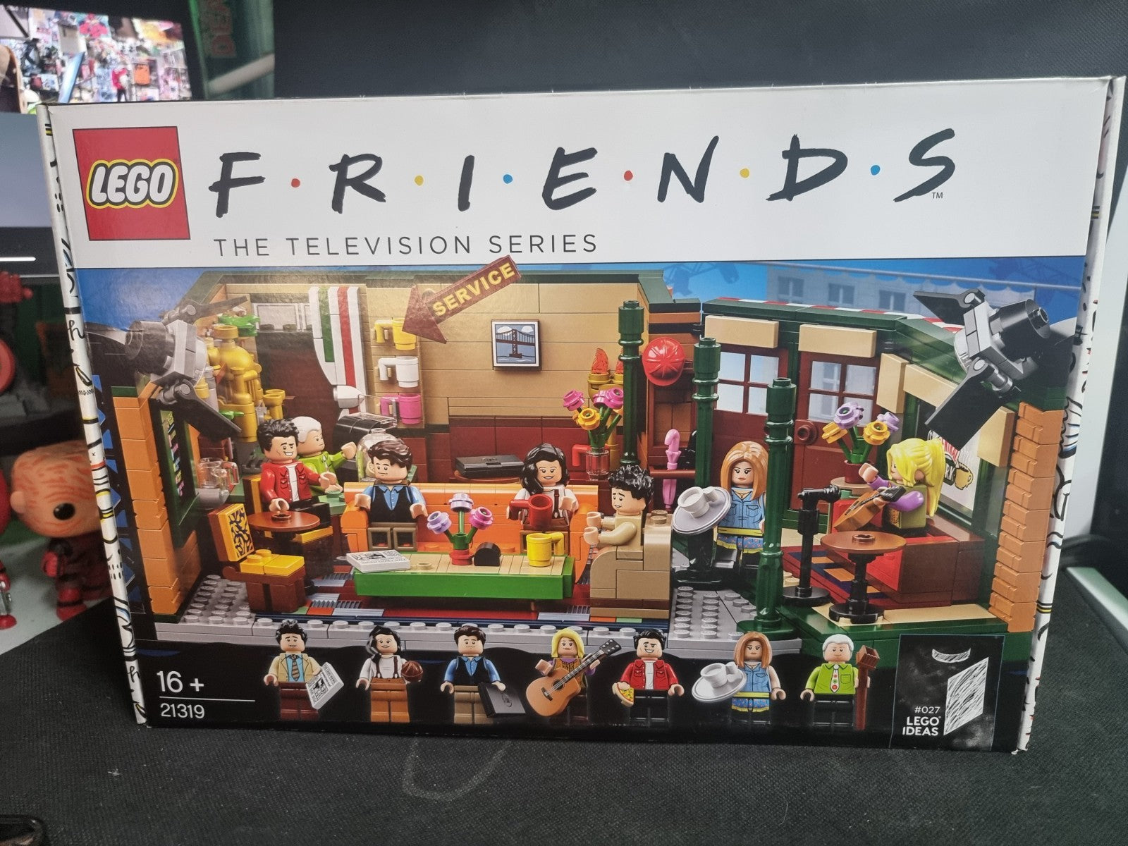 LEGO Ideas: Friends Central Perk (21319) #027 Set The TV Series