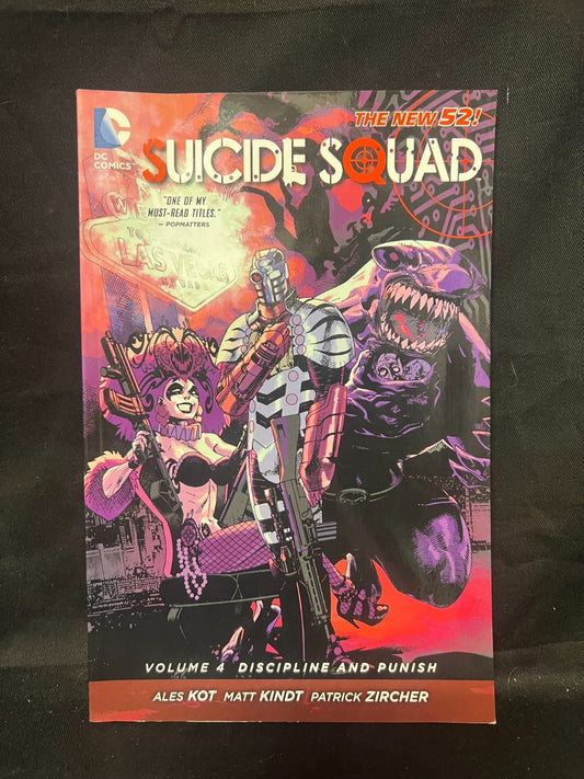 SUICIDE SQUAD Volume 5 WALLED IN Graphic Novel DC COMICS NEW 52