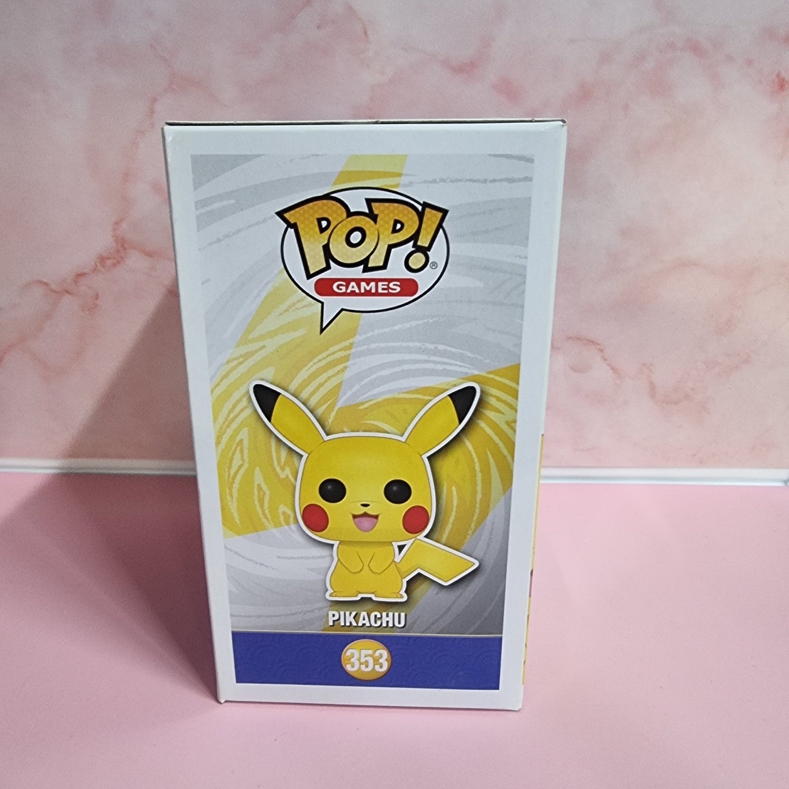 Brand New Funko Pop Pikachu 353 - Pokemon Exclusive Vinyl Figure