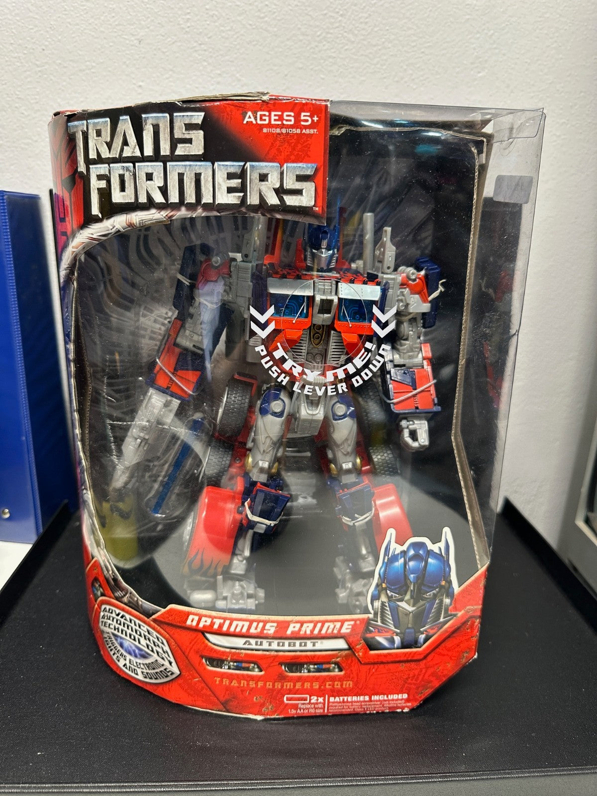 Hasbro Transformers Leader Class Optimus Prime