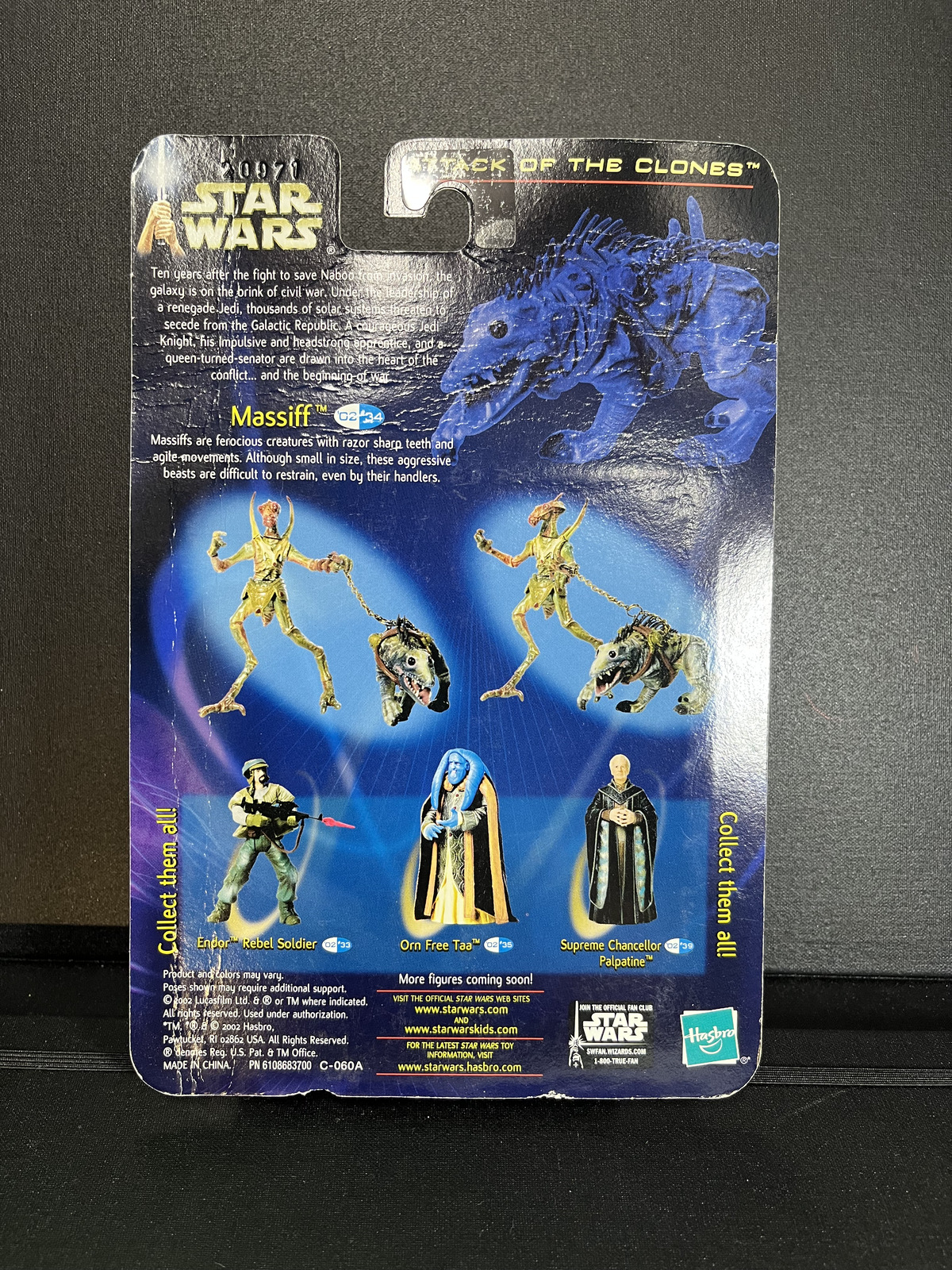 Massiff Star Wars AOTC Carded 3.75 Action Figure
