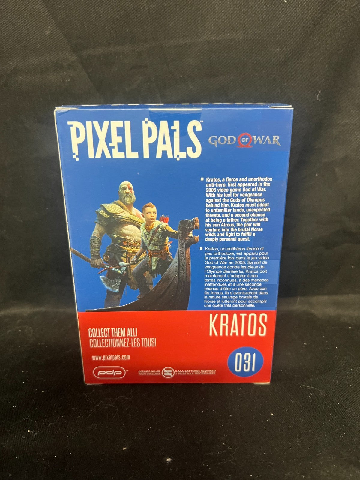 PIXEL PALS KRATOS GOD OF WAR #031 LIGHT UP