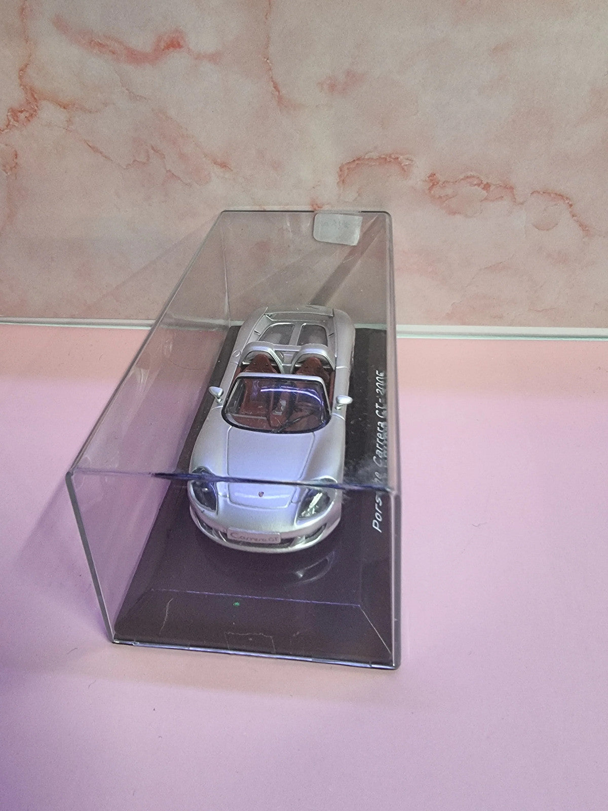 1/43 SCALE CLASSIC 2005 PORSCHE CARRERA GT SPORTS CAR DIECAST