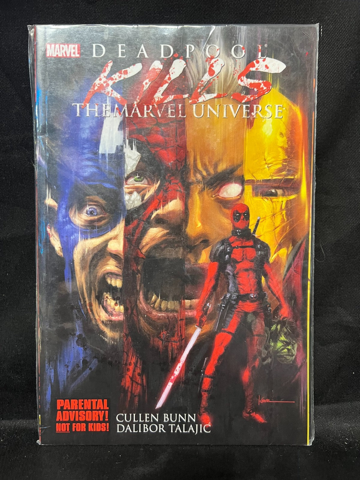 DEADPOOL KILLS THE MARVEL UNIVERSE - MARVEL 2016 - GRAPHIC NOVEL
