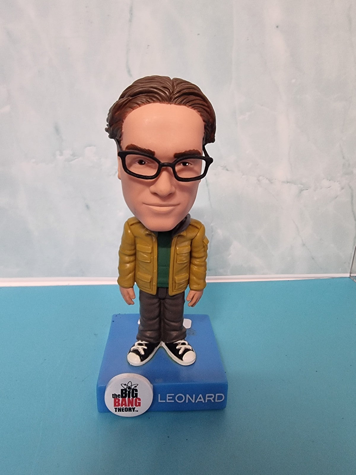 The Big Bang Theory LEONARD Funko Wacky Wobbler Bobble Head (No Box)